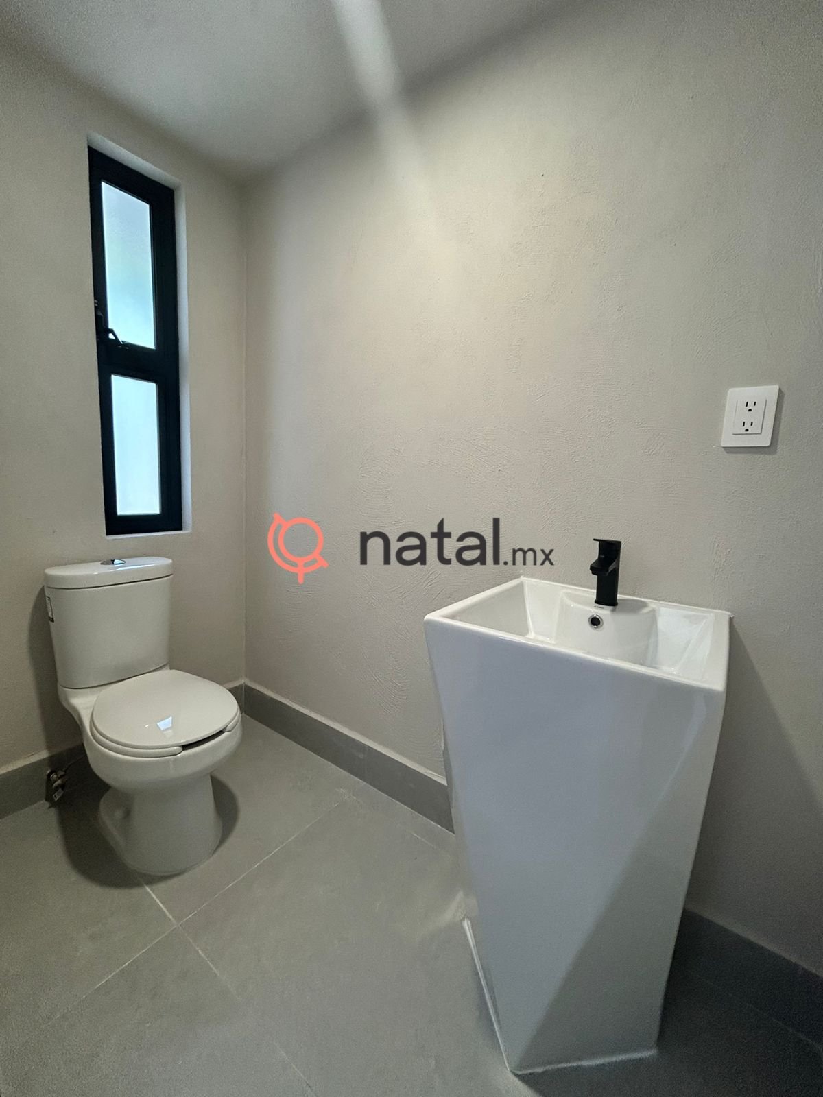 d5580a3b-0e01-4792-9dbc-e74be30f11b0